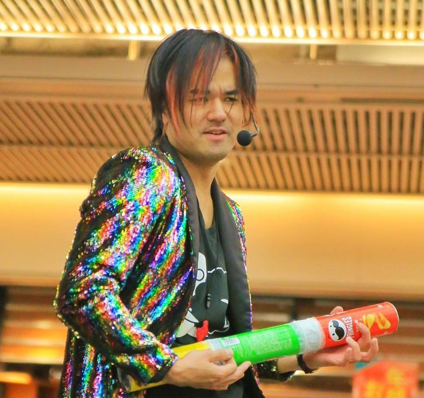 東雲ゴールド(コメディパフォーマー)